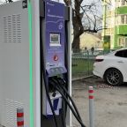 В 30 метрах находится станция быстрой зарядки электроавто