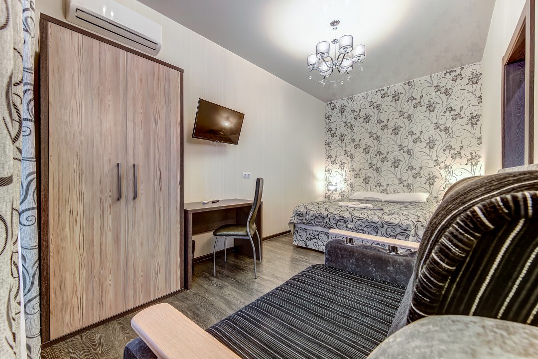 Трёхместный и более (Делюкс) апартамента IROOMS на Малой Московской, Санкт-Петербург