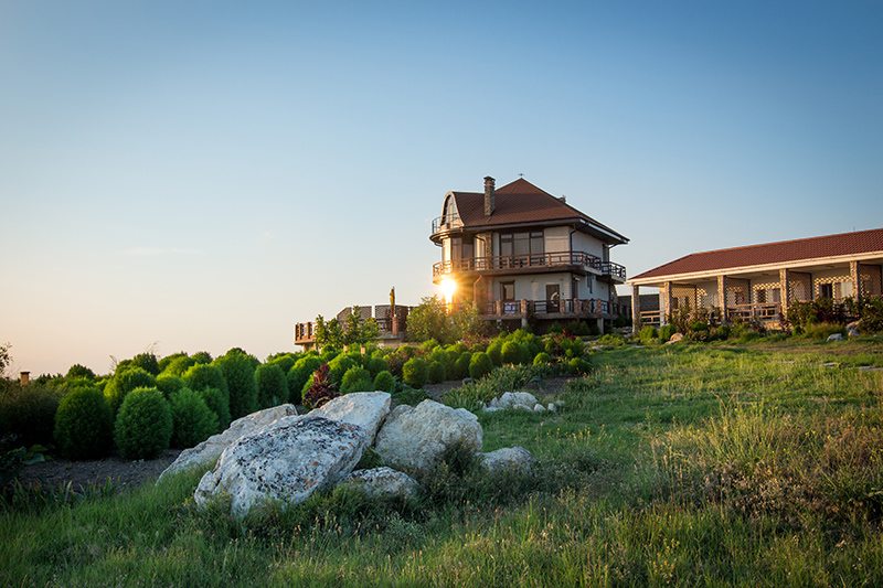 Дом (На Скале) базы отдыха Красивое место, Золотое, Крым