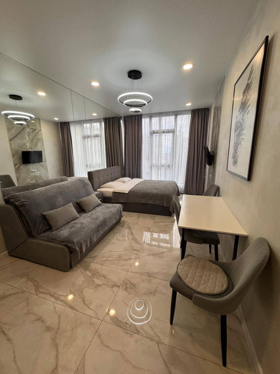 Апартаменты (Семейные студио 255), Апартаменты Сочипосуточно на Депутатской