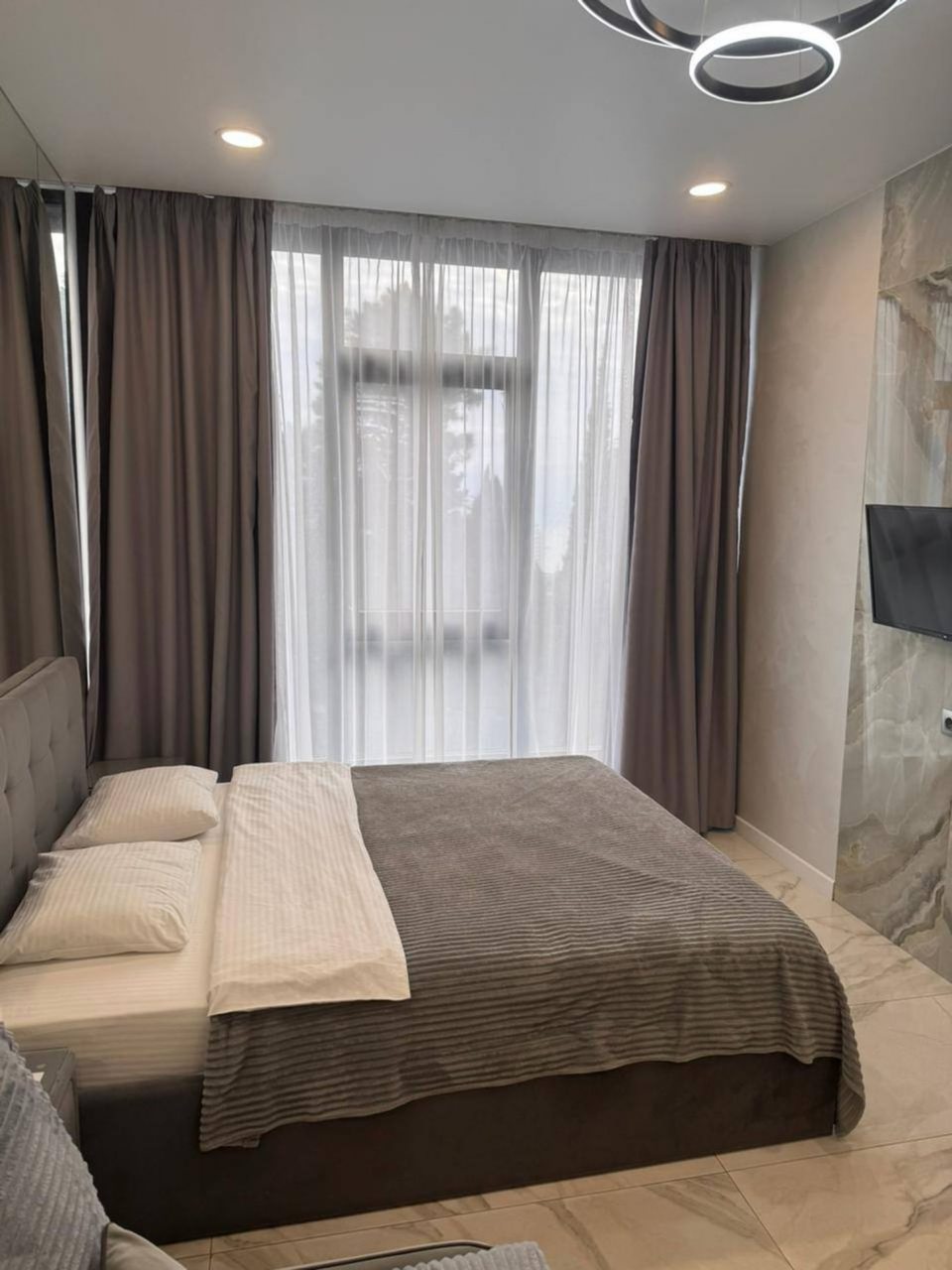 Апартаменты (Семейные студио 255), Апартаменты Сочипосуточно на Депутатской