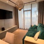 Апартаменты (Семейные люкс  с 2 балконами и видом на море), Апартаменты Сочипосуточно на Депутатской