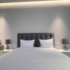 Апартаменты (Семейные люкс  с 2 балконами и видом на море), Апартаменты Сочипосуточно на Депутатской