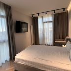 Апартаменты (Семейные люкс  с 2 балконами и видом на море), Апартаменты Сочипосуточно на Депутатской