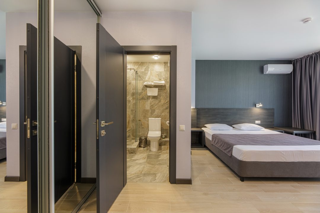 Двухместный (Стандарт с двуспальной кроватью) отеля Costa Del Mar, Криница