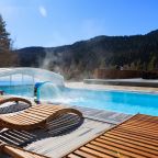 Открытый подогреваемый, Отель Premium Village Arkhyz