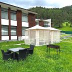 Беседки для отдыха, Отель Premium Village Arkhyz