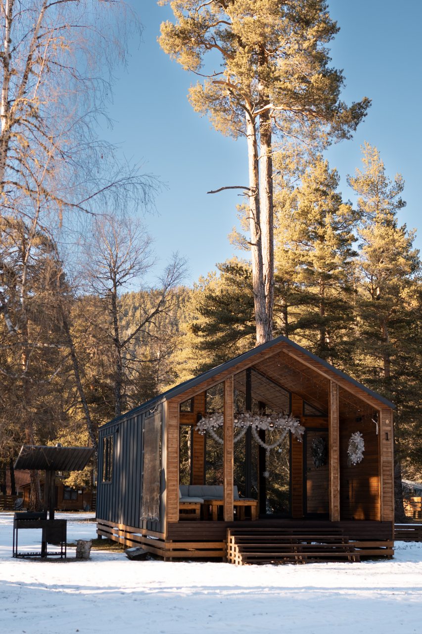 Люкс (Шале), Гостиница Шервуд