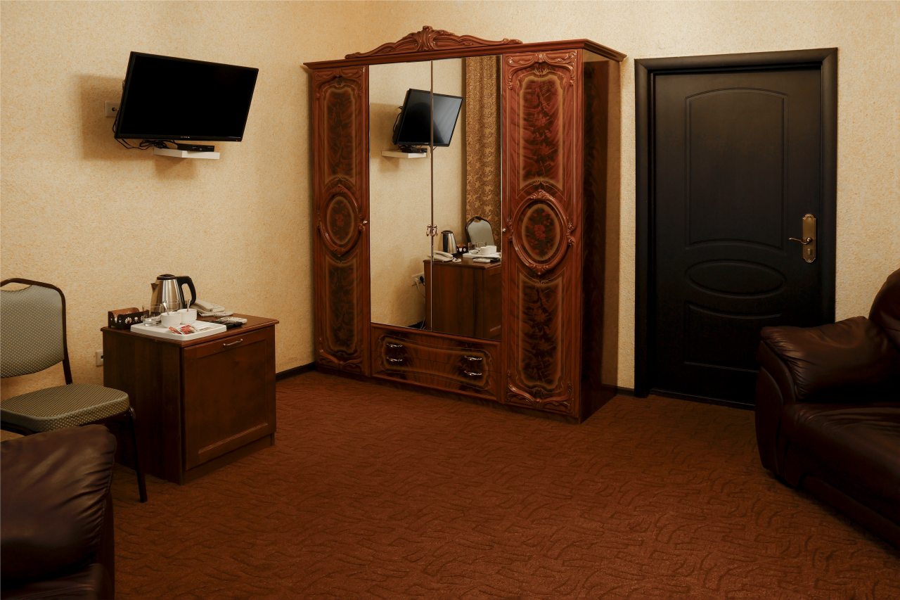 Полулюкс, Отель SoleMio