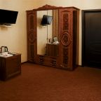 Полулюкс, Отель SoleMio