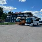 Вид снаружи, парковка