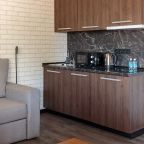 Кухонная зона в номере