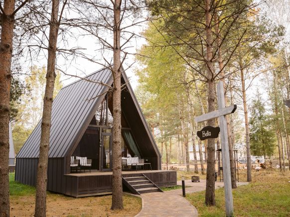 Загородный отель Berloga Country Resort, Красный Огорок