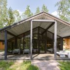 Дом (ОДИССЕЙ), Загородный отель Berloga Country Resort