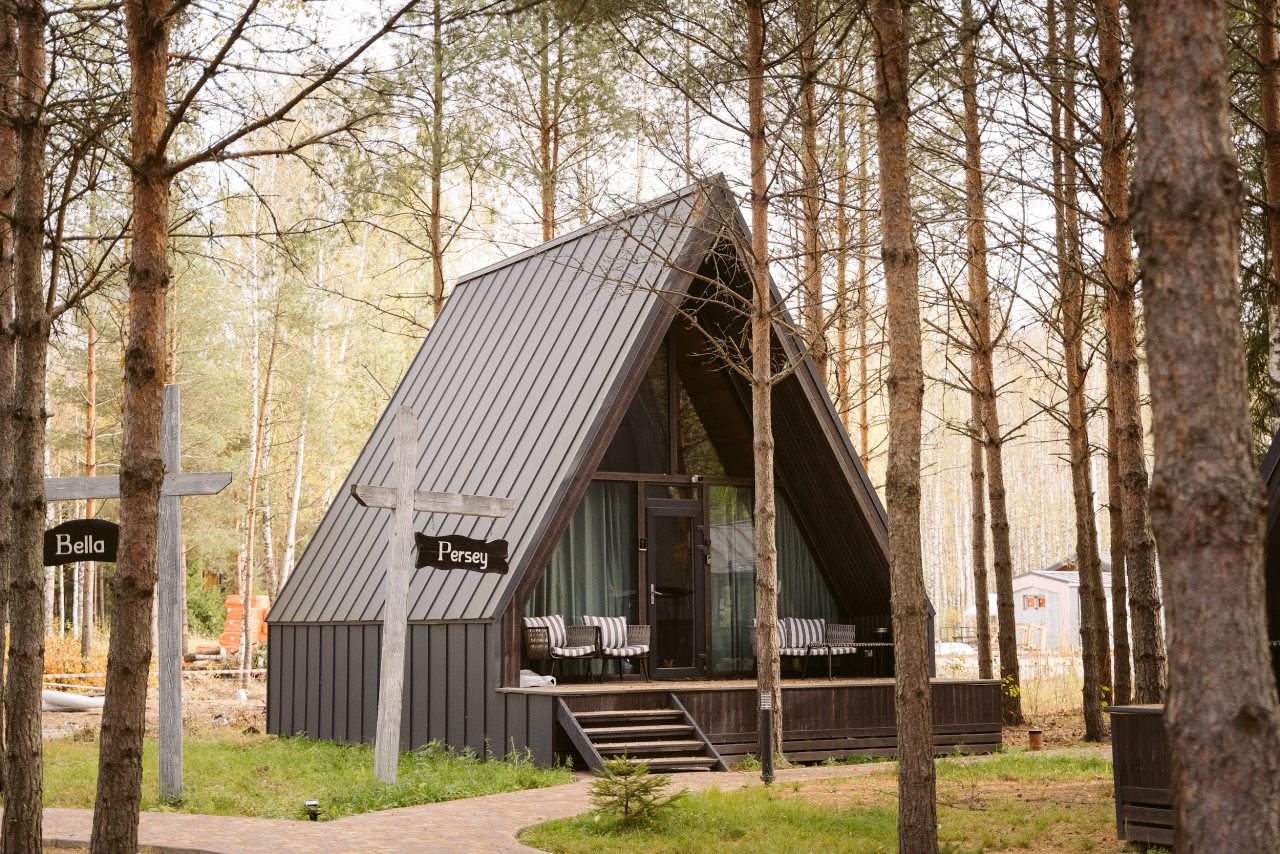 Коттедж (БЕЛЛА), Загородный отель Berloga Country Resort