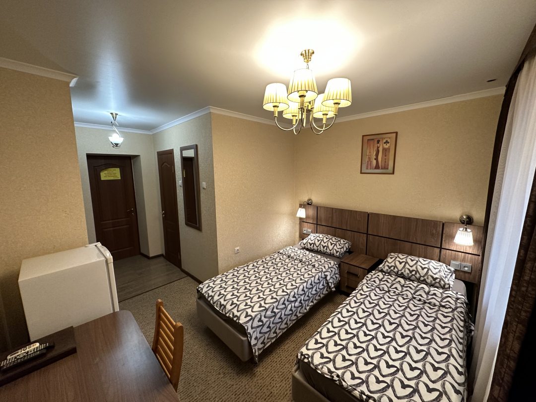 Двухместный (Двухместный номер с 1 кроватью или 2 отдельными кроватями (Трансформер кровати)) гостиницы Булут, Майкоп