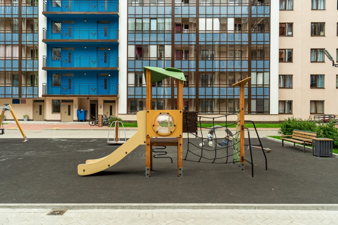 Детская площадка, Апартаменты LIKE