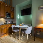 Студио (Студия двухуровневая с изразцовой печью), Апартаменты ОМ