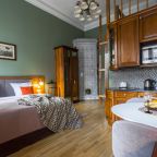 Студио (Студия двухуровневая с изразцовой печью), Апартаменты ОМ