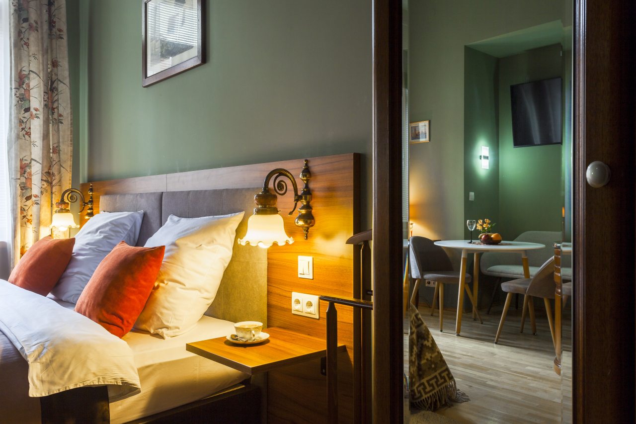 Студио (Студия двухуровневая с изразцовой печью), Апартаменты ОМ