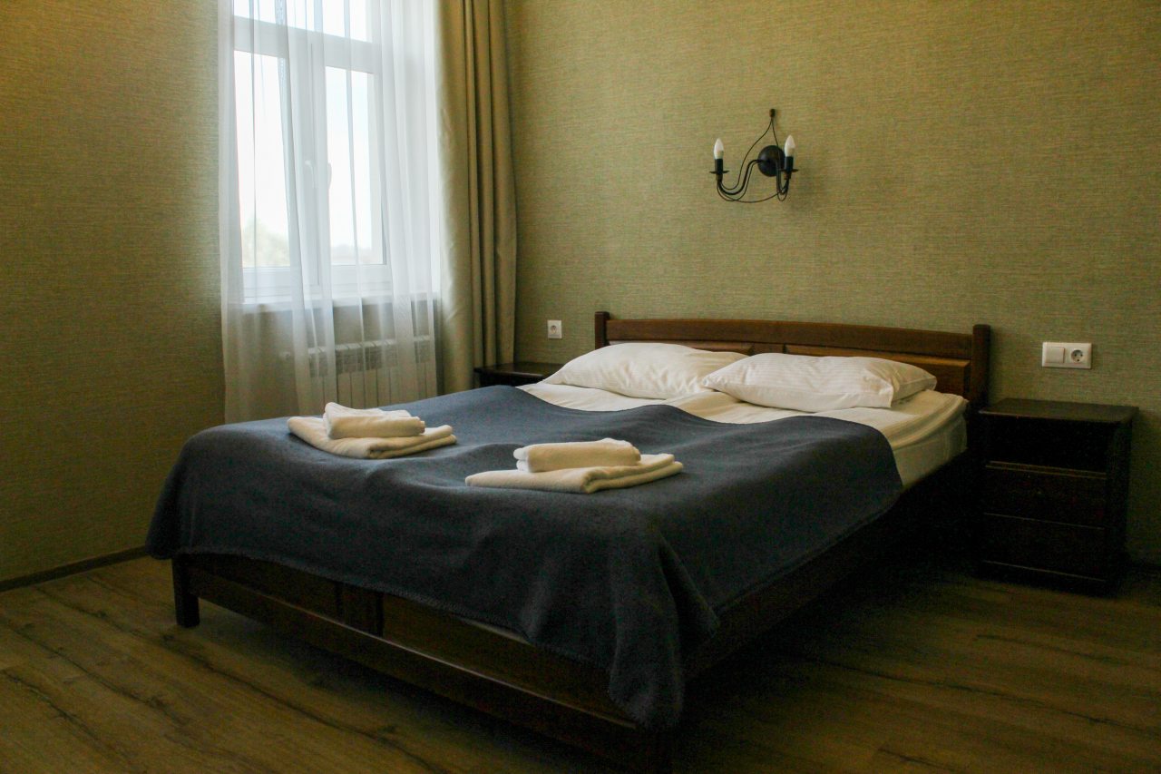 Двухместный (Улучшенный двухместный номер с 1 кроватью) базы отдыха Жемчужина, Янтарный