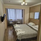 Стандартный двухместный номер с ванной комнатой