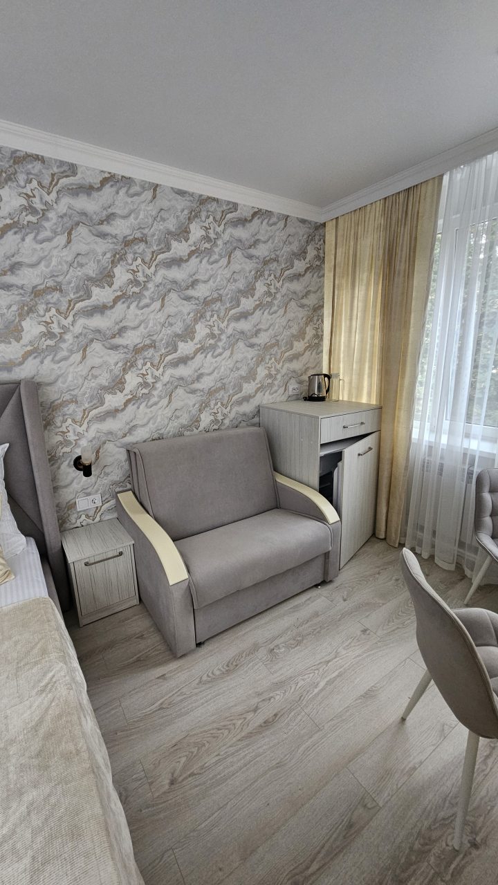 De Luxe (Двухместный семейный комфорт), Пансионат Бешпагир