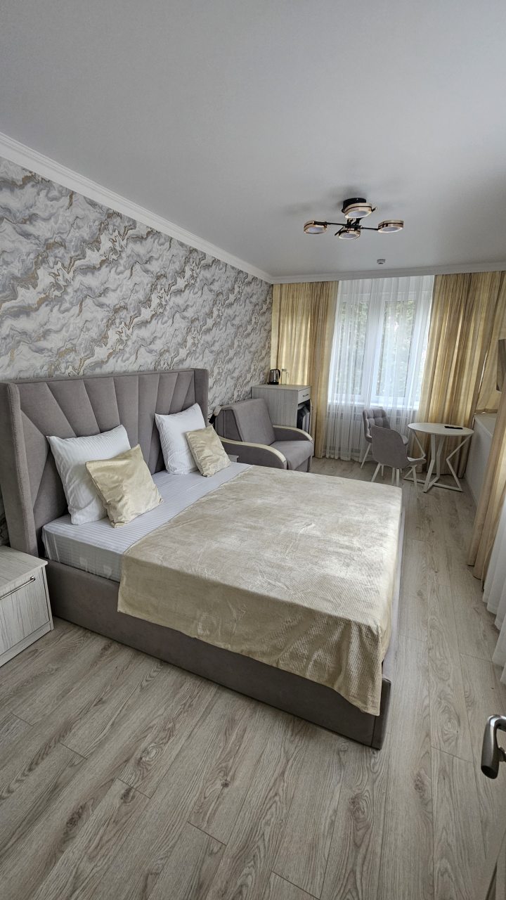 De Luxe (Двухместный семейный комфорт), Пансионат Бешпагир