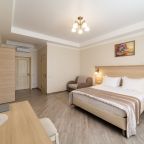 Входная группа.