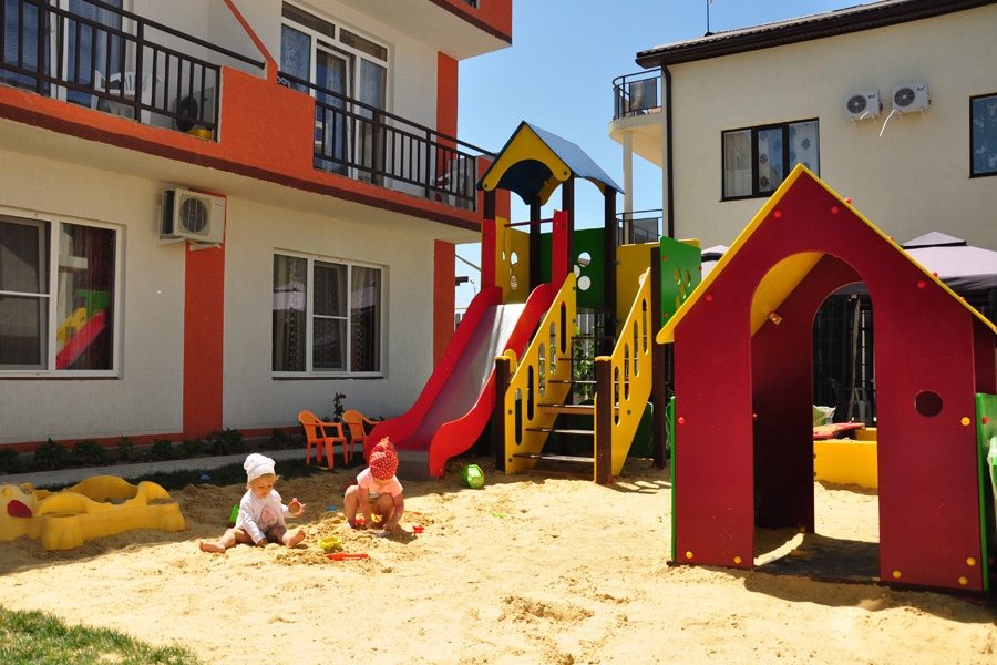 Детская площадка, Гостевой дом Арнаир