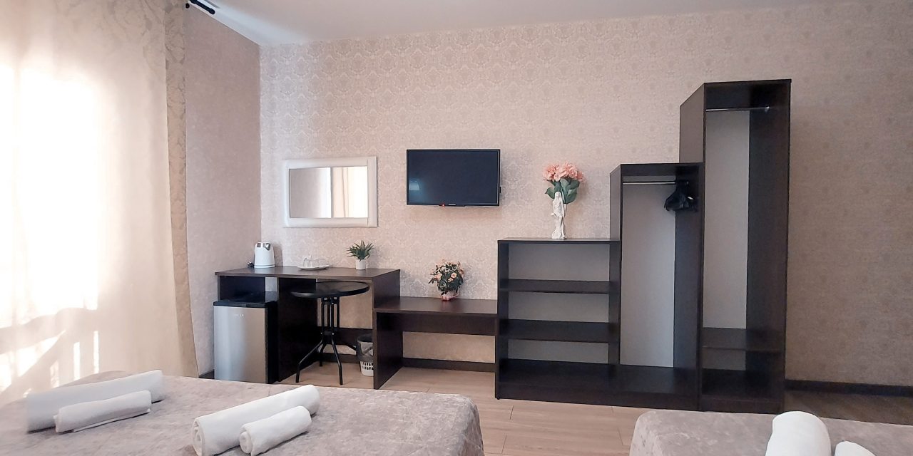 Четырехместный (Стандартный с французким балконом), Гостевой дом Отель 777