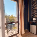 Трёхместный и более (Семейный с балконом), Гостевой дом Отель 777