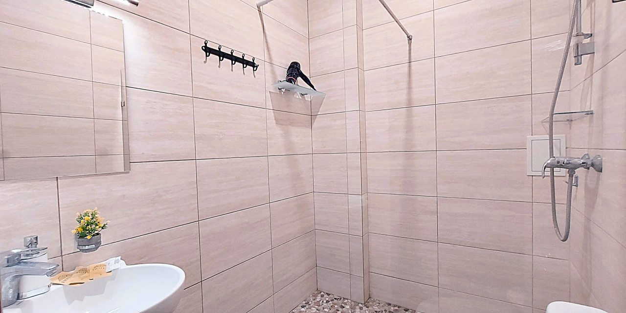 Четырехместный (Улучшенный с балконом), Гостевой дом Отель 777