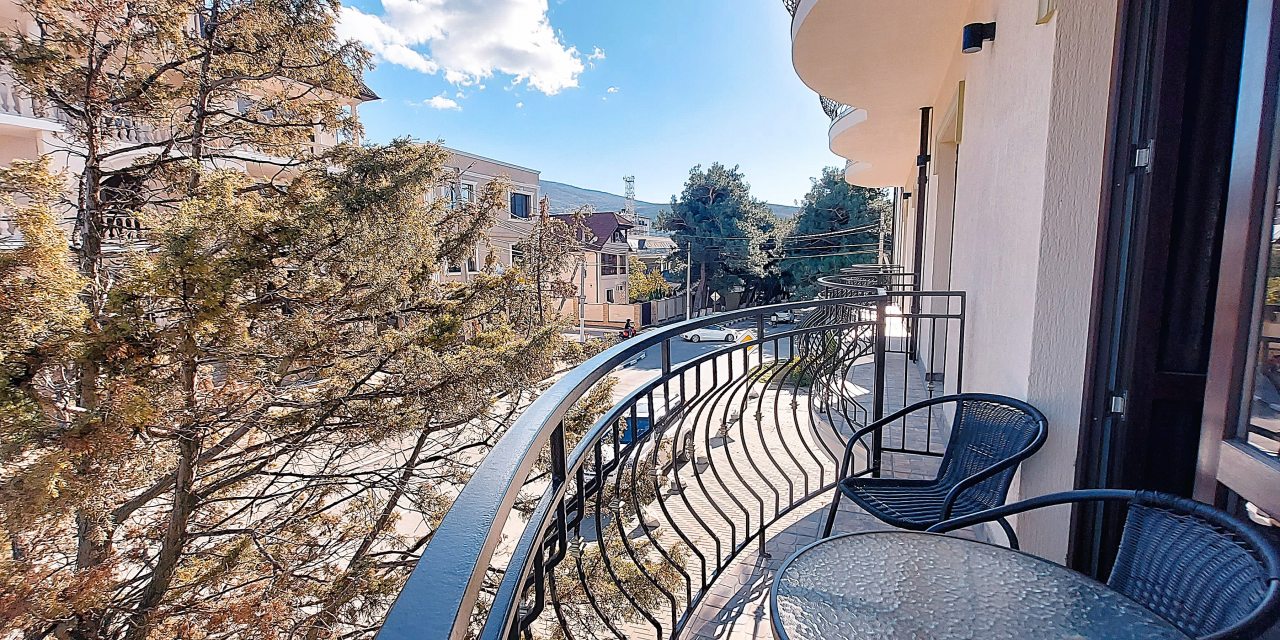 Четырехместный (Семейный с балконом), Гостевой дом Отель 777