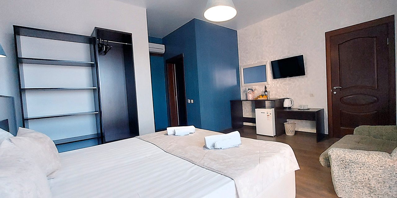 Апартаменты (Двухкомнатные семейные без балкона), Гостевой дом Отель 777