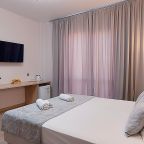 Трёхместный и более (Делюкс с балконом), Гостевой дом Отель 777