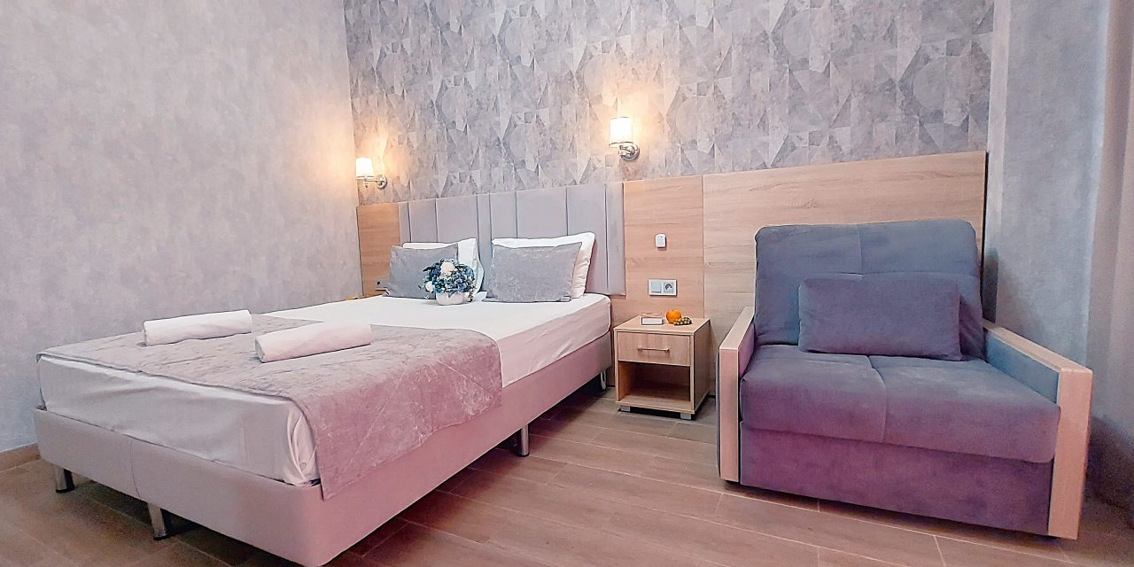 Трёхместный и более (Люкс с кухней и балконом), Гостевой дом Отель 777