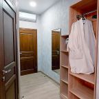 Трёхместный и более (Люкс с кухней и балконом), Гостевой дом Отель 777