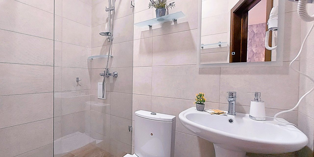 Трёхместный и более (Люкс с кухней и балконом), Гостевой дом Отель 777