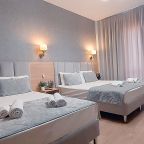 Четырехместный (Делюкс с балконом), Гостевой дом Отель 777