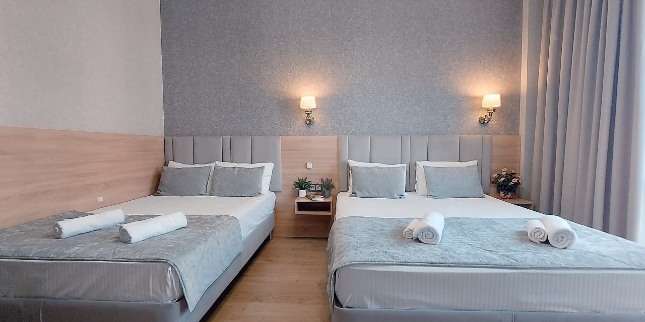 Четырехместный (Делюкс с балконом), Гостевой дом Отель 777