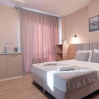 Апартаменты (Двухкомнатные Люкс с кухней и балконом), Гостевой дом Отель 777