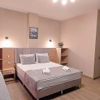 Апартаменты (Двухкомнатные Люкс с кухней и балконом), Гостевой дом Отель 777