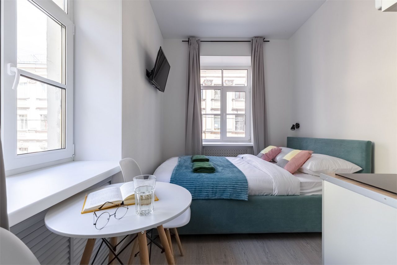 Большой номер-студио с кроватью и креслом-кроватью