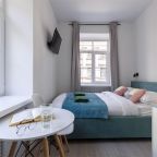 Большой номер-студио с кроватью и креслом-кроватью