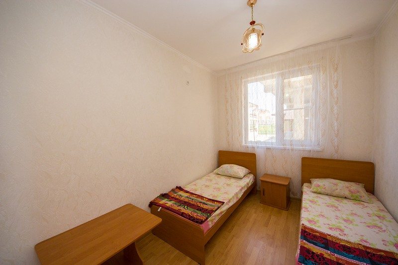 Семиместный (Двухкомнатный пятиместный), Гостевой дом Диана