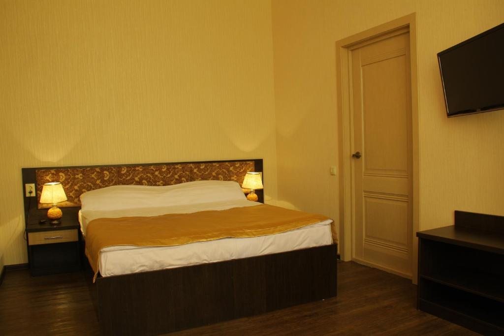 Двухместный (Двухместный номер Делюкс с 1 кроватью или 2 отдельными кроватями) отеля Эстет, Ессентуки