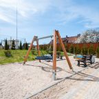 Детская площадка, Клубный комплекс Морской