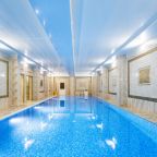 Крытый бассейн, Отель Luxury Hotel&Spa