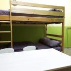 двуспальная двухярусная кровать для семьи из 4 человек